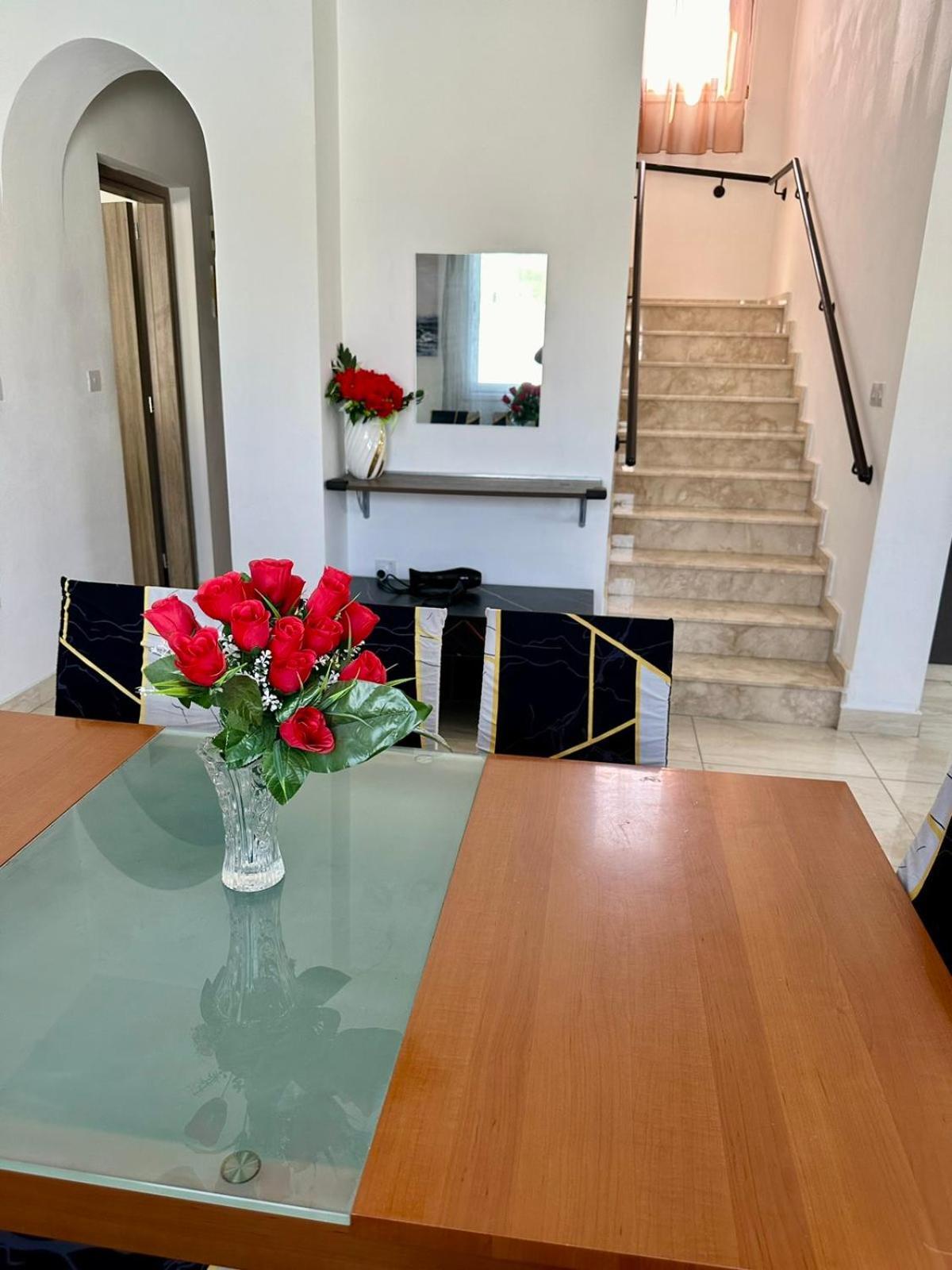 Michael Angelo Villa Paphos Eksteriør billede