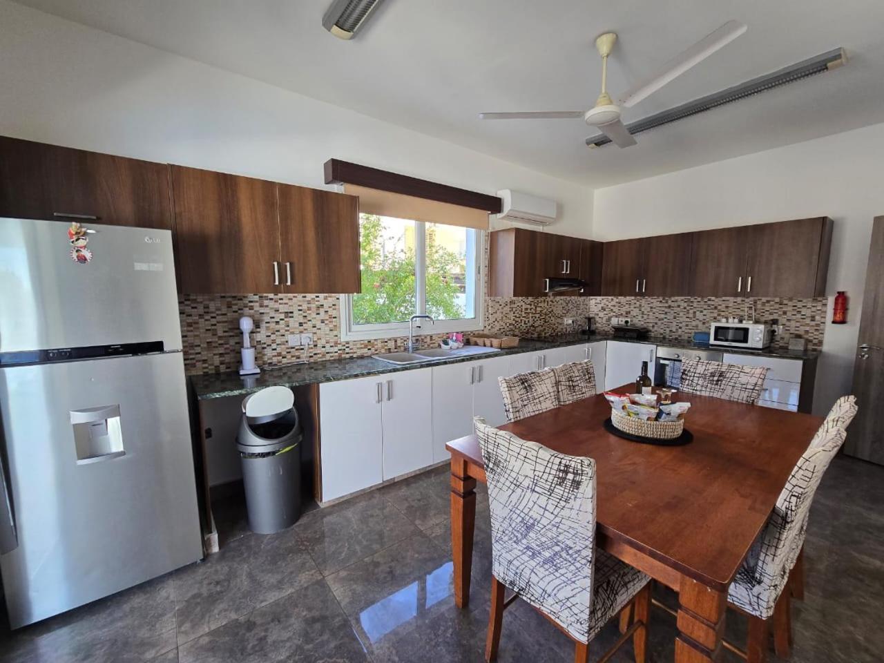 Michael Angelo Villa Paphos Eksteriør billede
